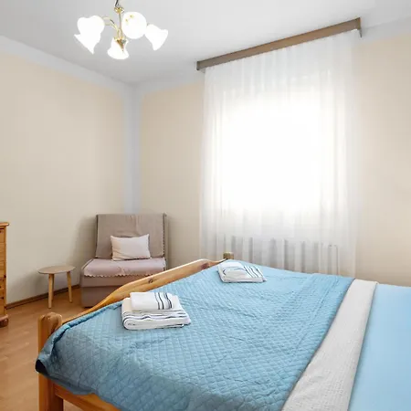 2 Bedroom Cozy In *