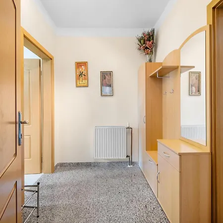 2 Bedroom Cozy In *