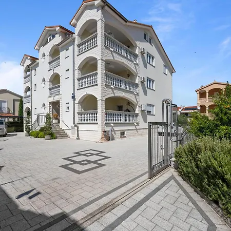 Διαμέρισμα 2 Bedroom Cozy In Βόντιτσε