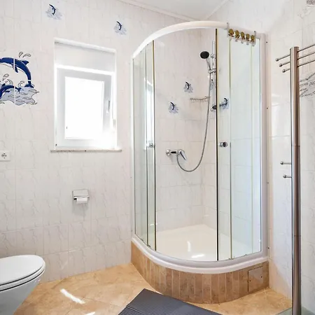 2 Bedroom Cozy In Διαμέρισμα Βόντιτσε